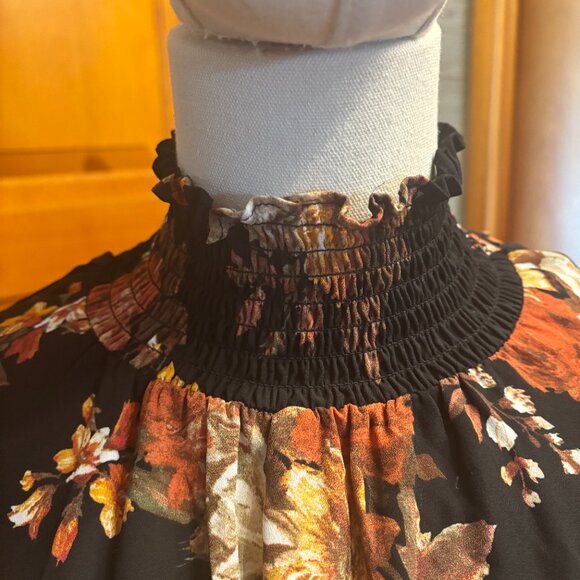 Beautiful Printed Black Blouse - Picture 2 of 6